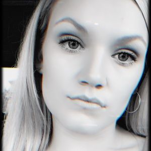 Meet your Posher, Maggie